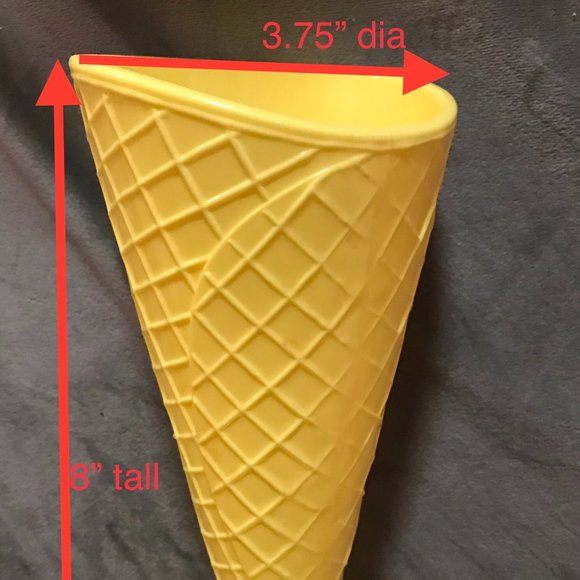 8” waffle cone ice cream cup 3 pcs - YELLOW - Picture 4 of 4